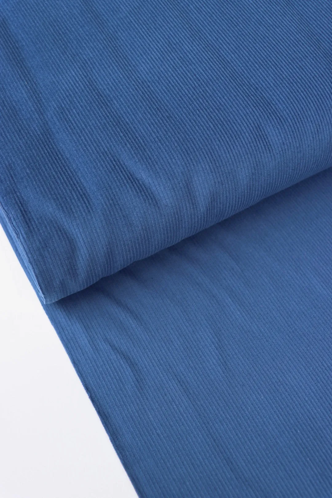 18IN REMNANT; Pacific 14 Wale Cotton Corduroy | Robert Kaufman