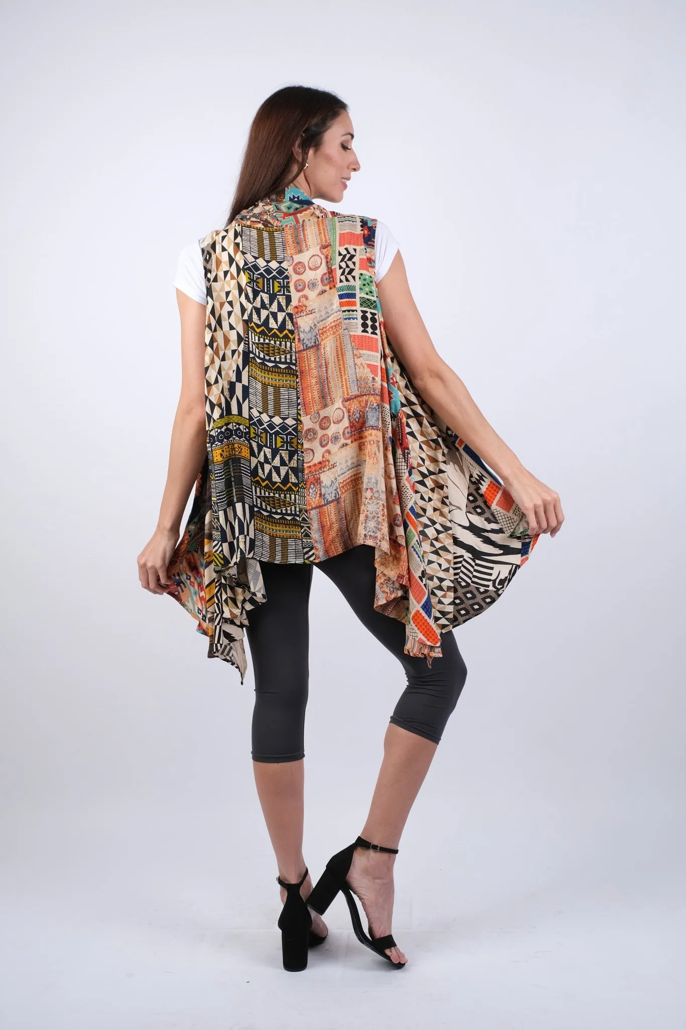 225187 Abstract Allure Patchwork Hippie Cardigan (Sleeveless)