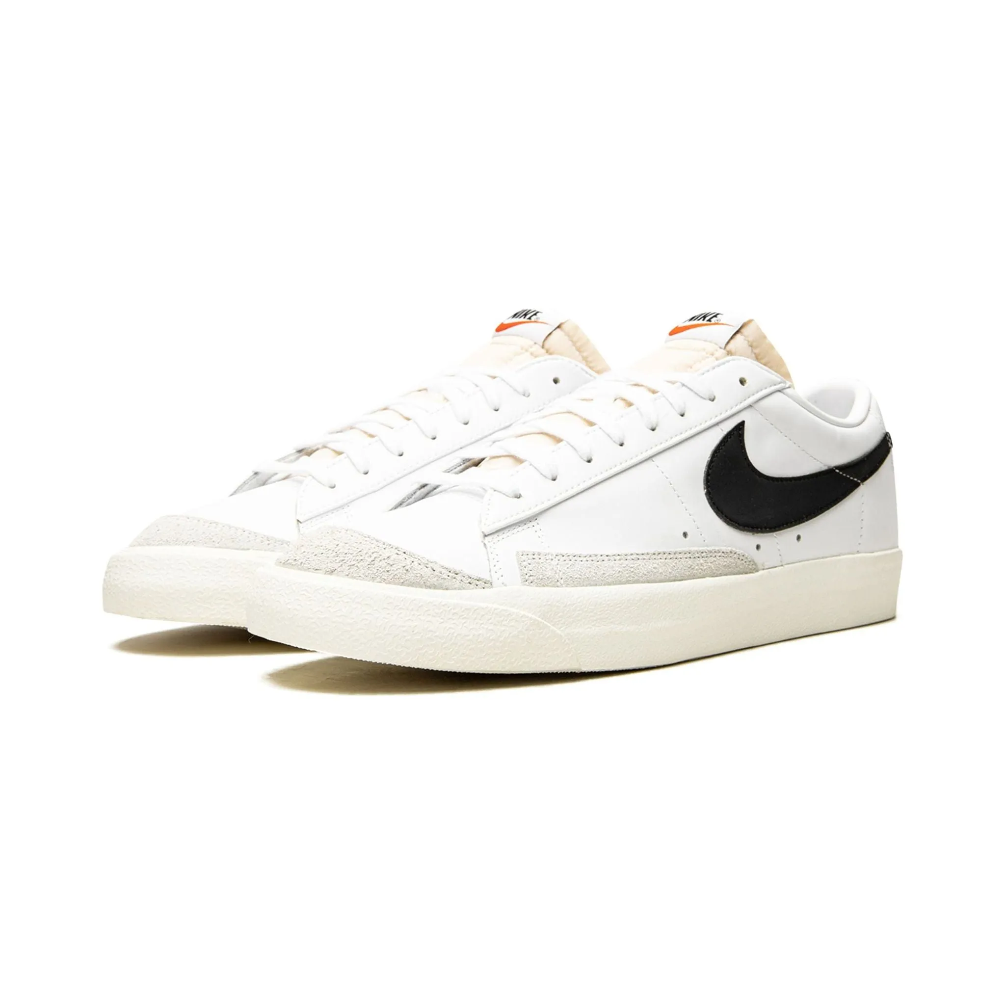 Blazer Low 77 VNTG "White/Black"