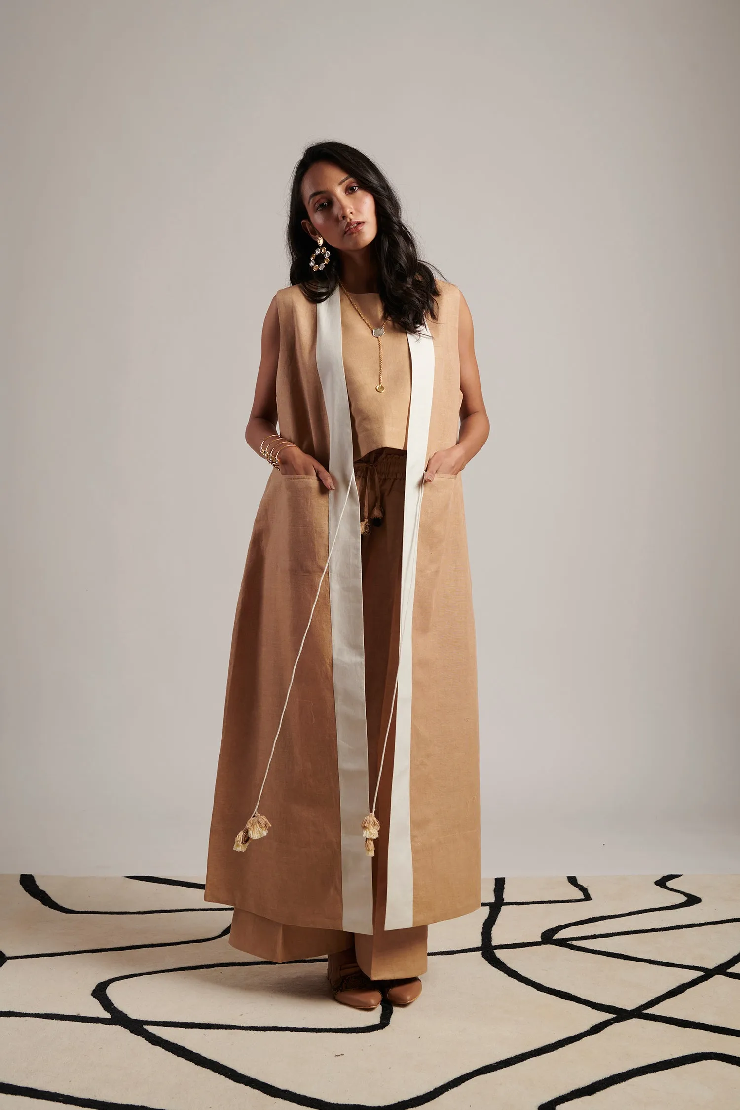 Harmony Sleeveless Overlay (Honey)