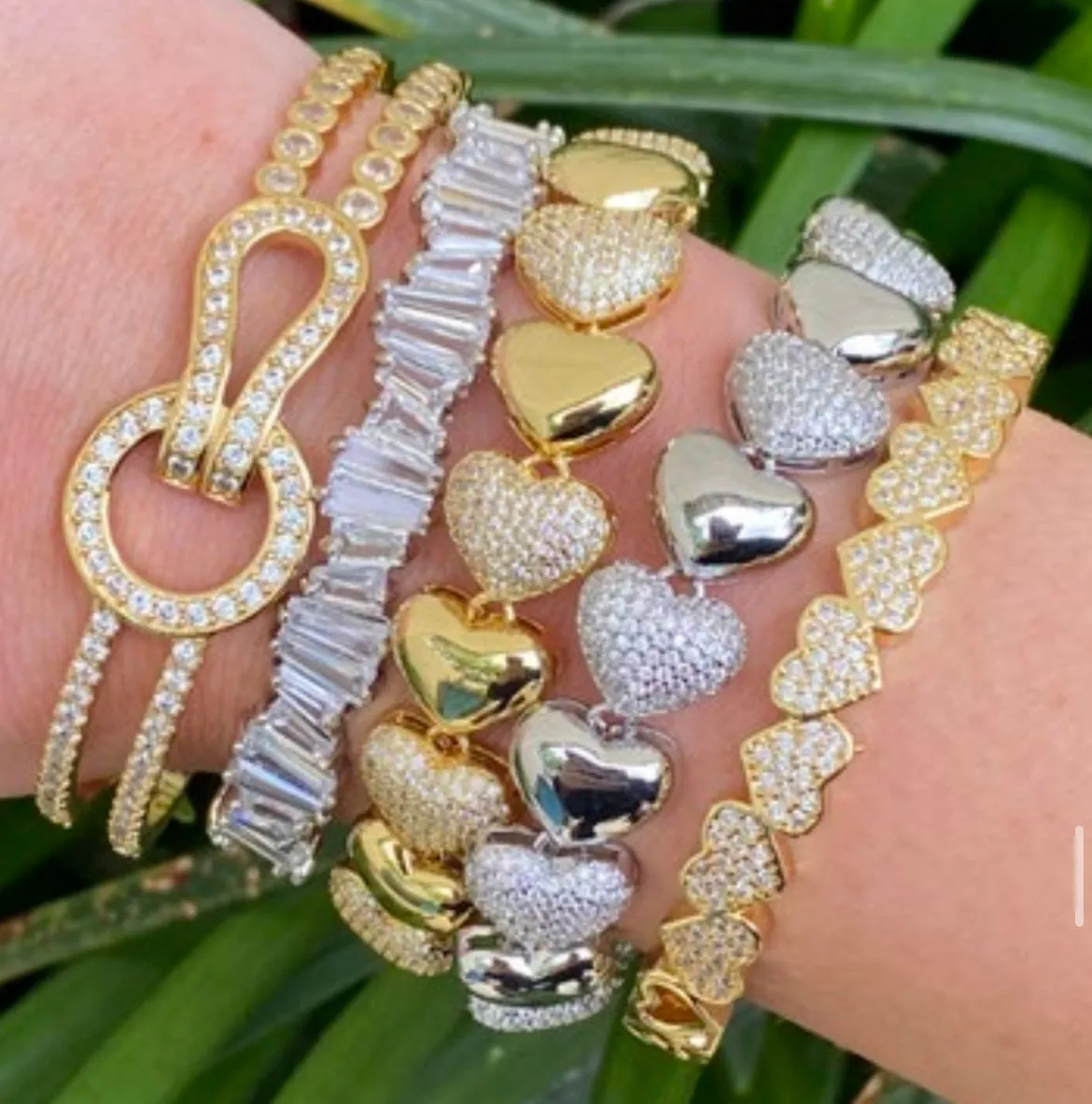 Puffy heart bracelet